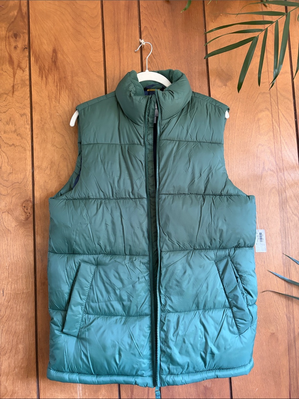 Old Navy Men's Teal Green Quilted Puffer Vest